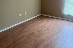 2081 Park Run Dr, Columbus, OH 43220 - Photo 6
