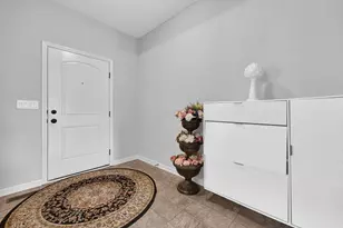 5620 Carlisle Dr, Grove City, OH 43123 - Photo 6