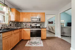 1717 Creekview Dr, Marysville, OH 43040 - Photo 8