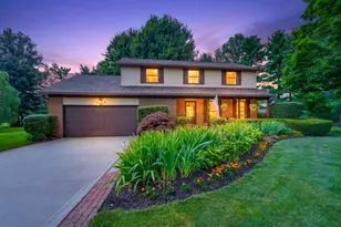 8757 Stoneyway Ct NW, Pickerington, OH 43147 - Photo 2