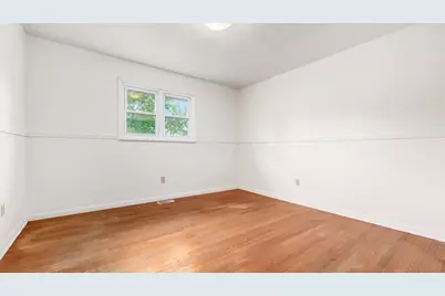 748 Ridgewood Drive, Coshocton, OH 43812 - Photo 28