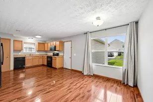 633 Gleaming Dr, Galloway, OH 43119 - Photo 14