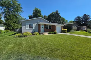 3108 Thomas Ave, Grove City, OH 43123 - Photo 2