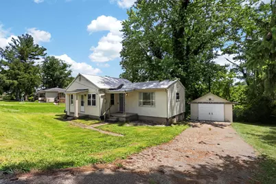 86 Van Sant Street, Zanesville, OH 43701 - Photo 2