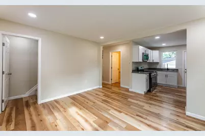 2288 Middlehurst Drive, Columbus, OH 43219 - Photo 8