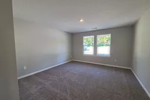 510 E High Ave, Bellefontaine, OH 43311 - Photo 4