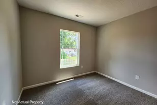 513 E Chillicothe Ave, Bellefontaine, OH 43311 - Photo 12