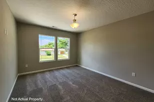 513 E Chillicothe Ave, Bellefontaine, OH 43311 - Photo 10