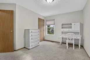8079 Pelham Dr, Westerville, OH 43081 - Photo 52