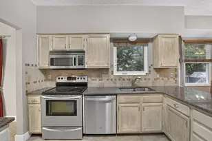 8079 Pelham Dr, Westerville, OH 43081 - Photo 14