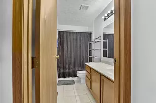 8079 Pelham Dr, Westerville, OH 43081 - Photo 54