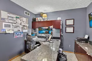 8079 Pelham Dr, Westerville, OH 43081 - Photo 48