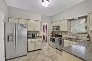 8079 Pelham Dr, Westerville, OH 43081 - Photo 24
