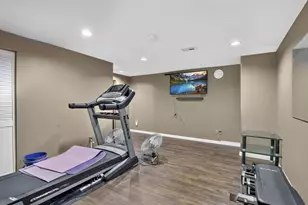 8079 Pelham Dr, Westerville, OH 43081 - Photo 62