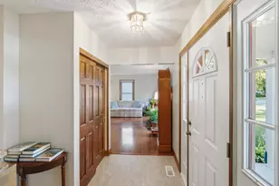 589 Brice Rd, Reynoldsburg, OH 43068 - Photo 6