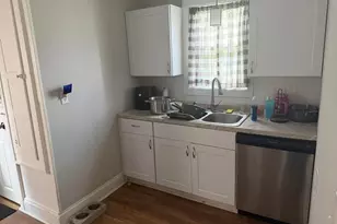 583 Frebis Ave, Columbus, OH 43206 - Photo 6