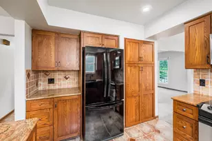 1285 Worthington Heights Blvd, Columbus, OH 43235 - Photo 10