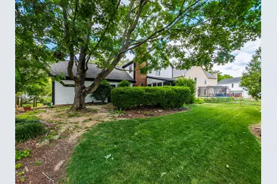 1285 Worthington Heights Boulevard, Columbus, OH 43235 - Photo 2