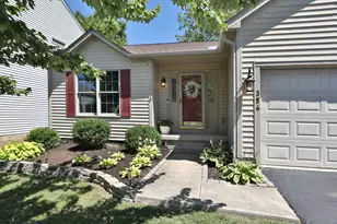 354 Holly Grove Rd, Lewis Center, OH 43035 - Photo 1