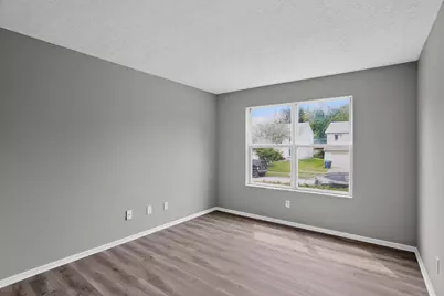 2724 Raphael Drive, Columbus, OH 43232 - Photo 4