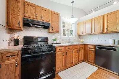 5570 Shannon Heights Boulevard, Dublin, OH 43016 - Photo 6