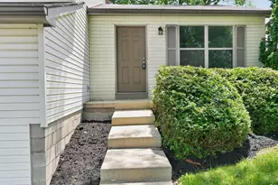 2836 Beal Dr, Columbus, OH 43232 - Photo 2