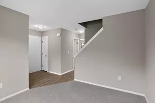 2893 Barrows Rd, Columbus, OH 43232 - Photo 4