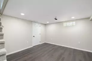 1176 Duxberry Ave, Columbus, OH 43211 - Photo 32