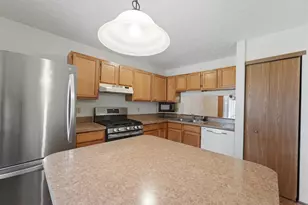 6911 Finchley Dr, Reynoldsburg, OH 43068 - Photo 8