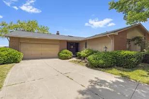 5650 Ramblewood Ct, Columbus, OH 43235 - Photo 2