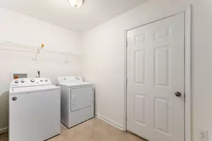 322 Cover Pl, Columbus, OH 43235 - Photo 14