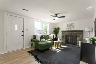 335 Woodlawn Ave, Columbus, OH 43228 - Photo 6