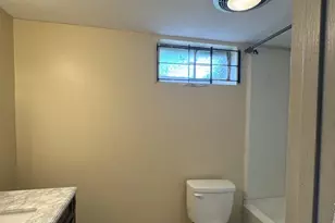 2480 Vanderberg Ave, Columbus, OH 43204 - Photo 18