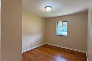 2480 Vanderberg Ave, Columbus, OH 43204 - Photo 14