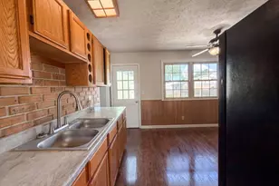 288 Chicago Ave, Marion, OH 43302 - Photo 2