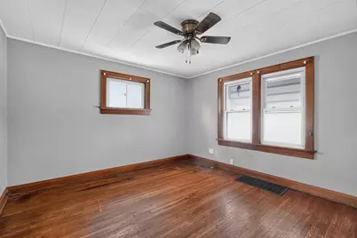 312 N Warren Avenue, Columbus, OH 43204 - Photo 6