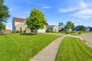 161 Walnut Creek Dr, Commercial Point, OH 43116 - Photo 4