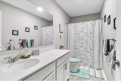 4196 Holstein Drive, Columbus, OH 43207 - Photo 18