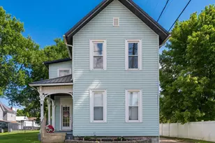 17 E Oak St, Newark, OH 43055 - Photo 1
