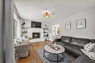 922 Palmer Rd, Columbus, OH 43212 - Photo 10