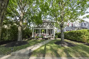 922 Palmer Rd, Columbus, OH 43212 - Photo 2