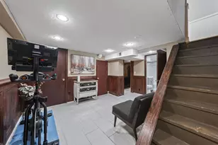 922 Palmer Rd, Columbus, OH 43212 - Photo 40