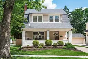 46 Garden Rd, Columbus, OH 43214 - Photo 2