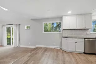 2547 McCutcheon Rd, Columbus, OH 43219 - Photo 12