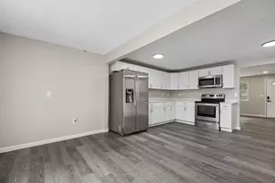 3255 Winding Creek Dr, Columbus, OH 43223 - Photo 8