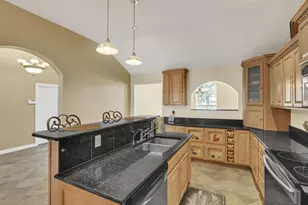5860 Gregg Rd, West Jefferson, OH 43162 - Photo 22