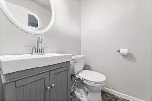 328 Regency Ave, Pataskala, OH 43062 - Photo 18