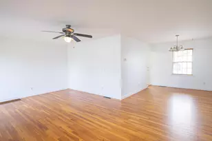 4978 Taunton Way, Columbus, OH 43228 - Photo 4