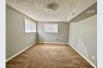 208 S Gordon Avenue, Baltimore, OH 43105 - Photo 14