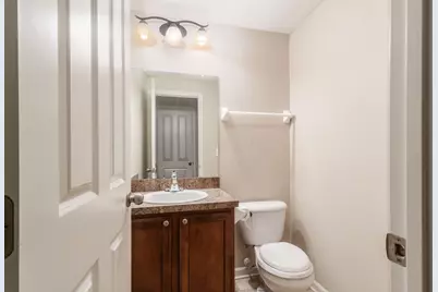 952 Hartford Village Boulevard, Columbus, OH 43228 - Photo 18